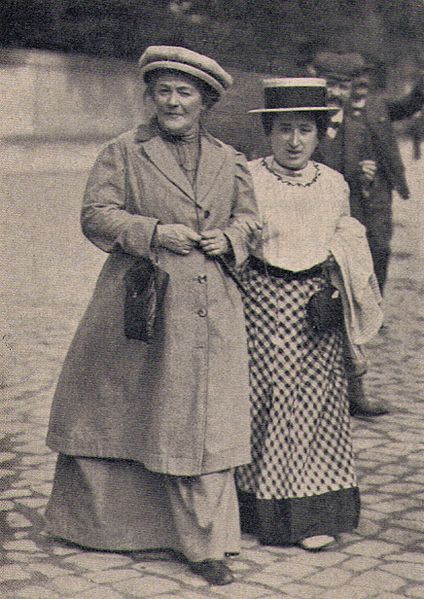 Clara Zetkin y Rosa Luxemburgo cofunddoras de la Liga Espartaquista.